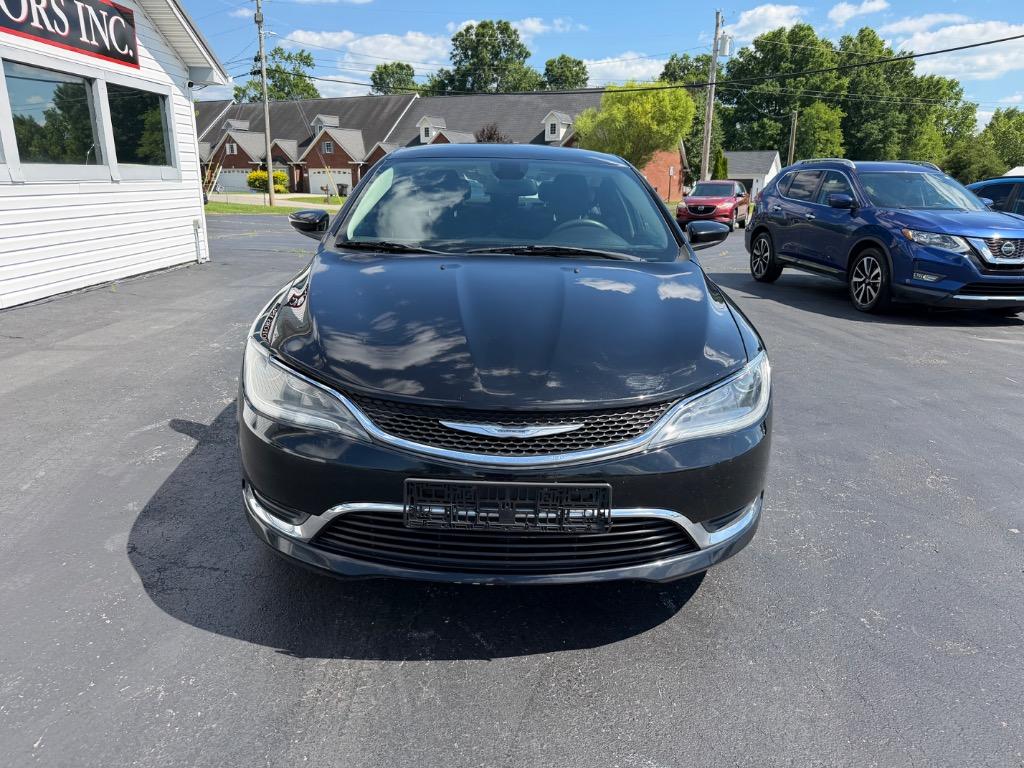 2015 Chrysler 200 - $7,998