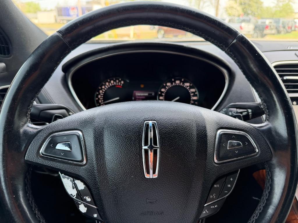 2016 Lincoln MKX - $10,998