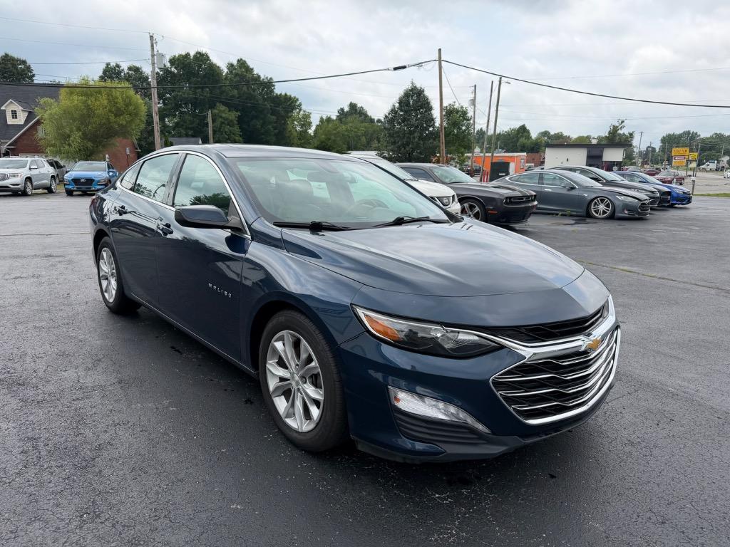 2019 Chevrolet Malibu - $13,998