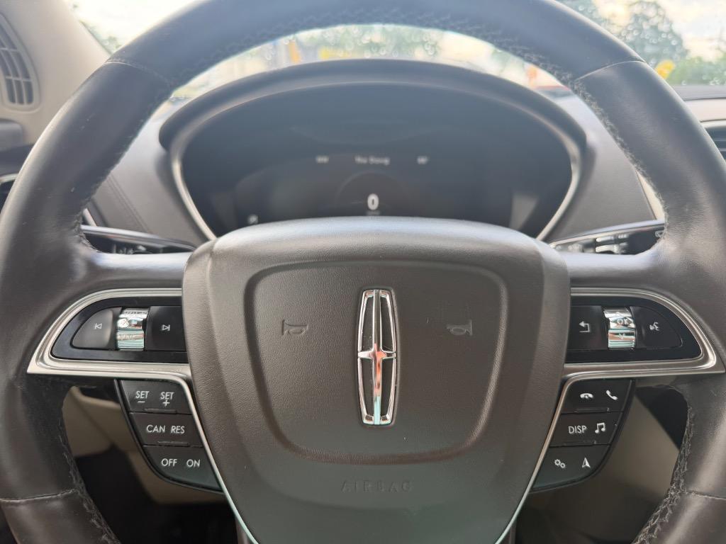 2019 Lincoln Nautilus - $15,998