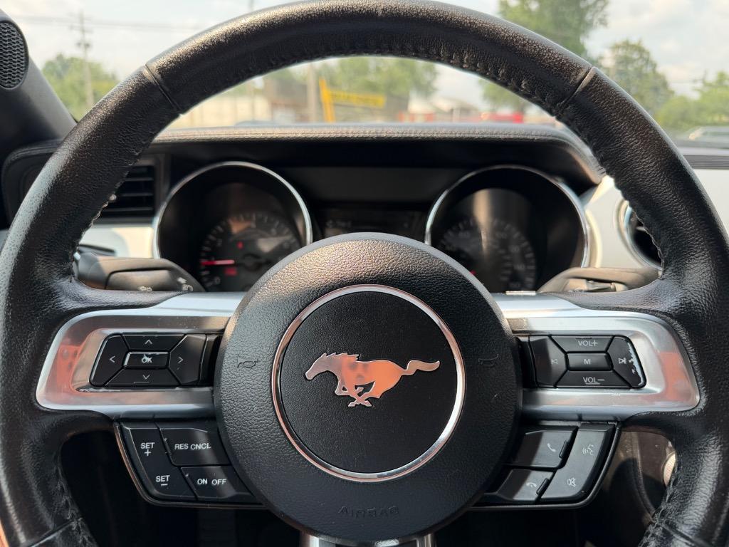 2016 Ford Mustang - $14,998