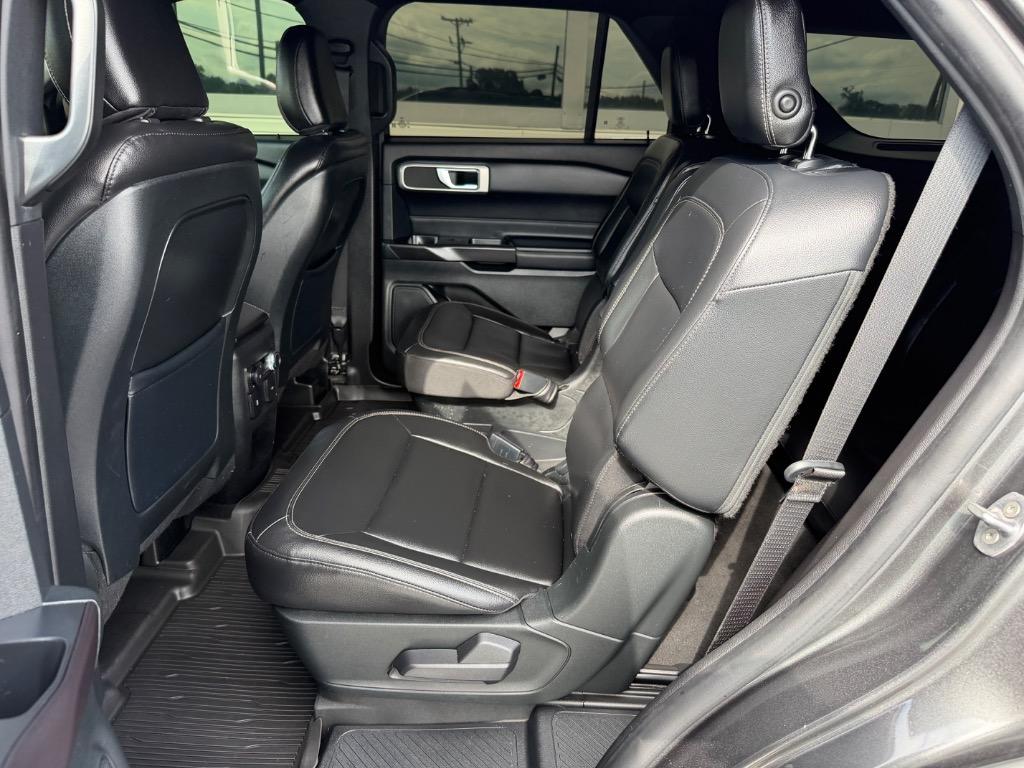 2020 Ford Explorer - $16,998
