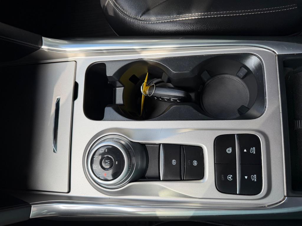 2020 Ford Explorer - $16,998