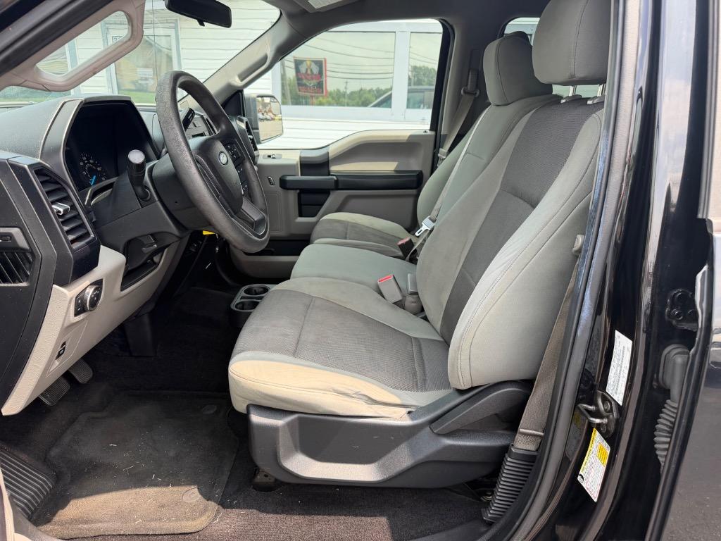 2016 Ford F150 - $13,998