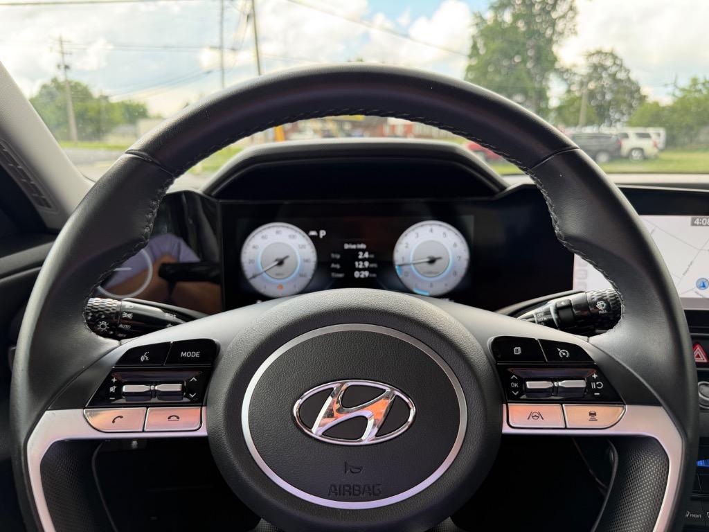 2023 Hyundai Elantra - $18,998