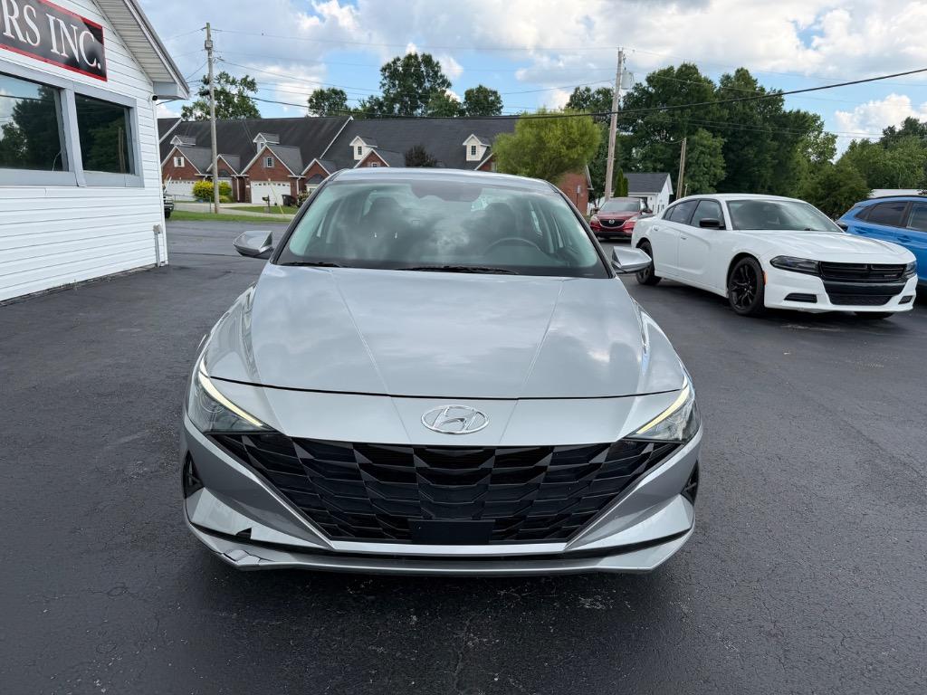 2023 Hyundai Elantra - $18,998