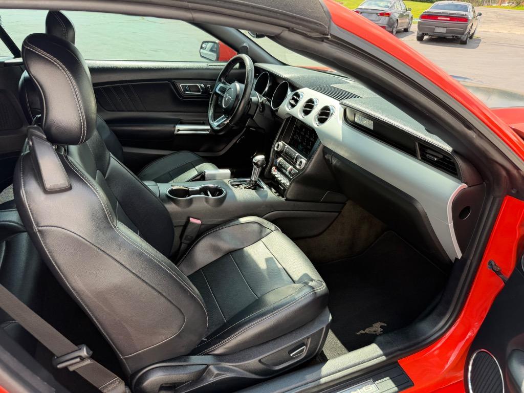 2016 Ford Mustang - $13,998