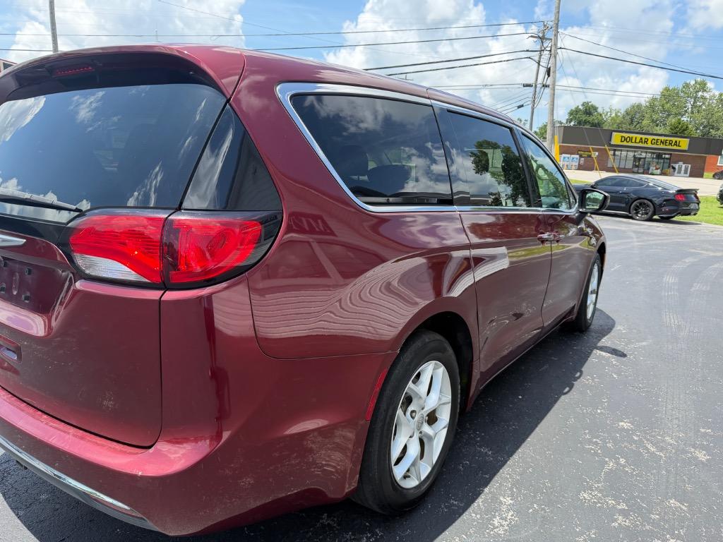 2017 Chrysler Pacifica - $10,998