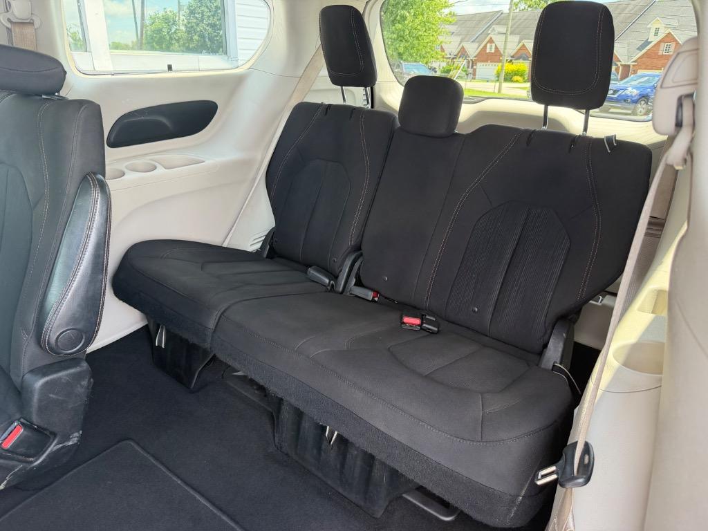 2017 Chrysler Pacifica - $10,998