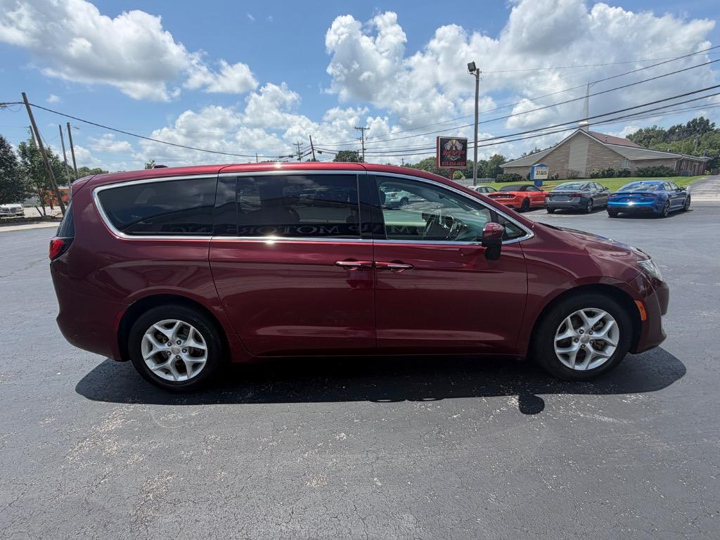 2017 Chrysler Pacifica - $10,998