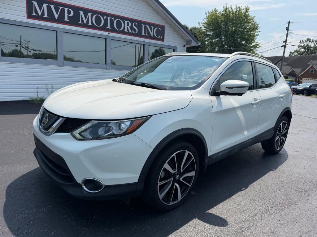 2018 Nissan Rogue - $14,998