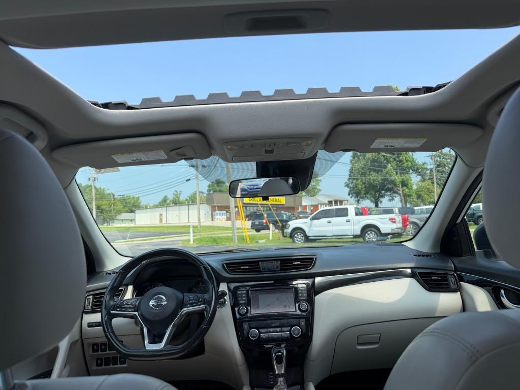 2018 Nissan Rogue - $14,998