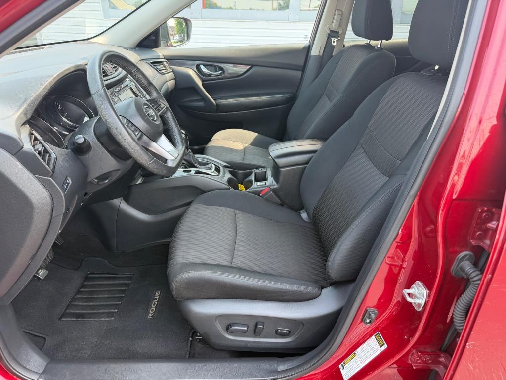 2018 Nissan Rogue - $13,998