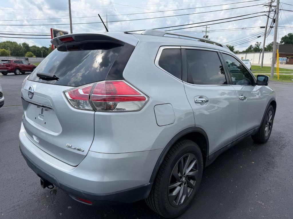 2016 Nissan Rogue - $12,998