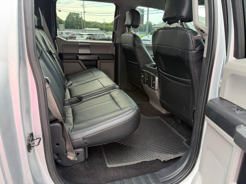 2016 Ford F150 - $22,998
