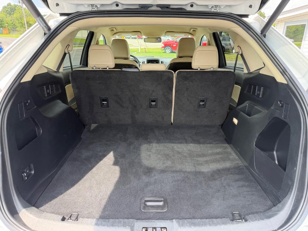 2021 Ford Edge - $17,998