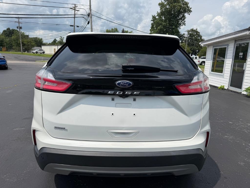 2021 Ford Edge - $17,998