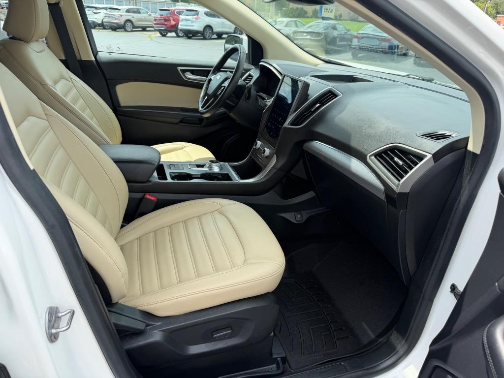 2021 Ford Edge - $17,998