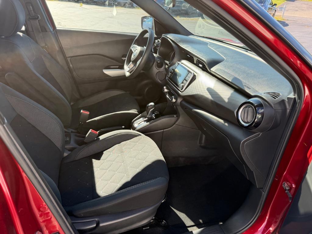 2020 Nissan Kicks - $10,998