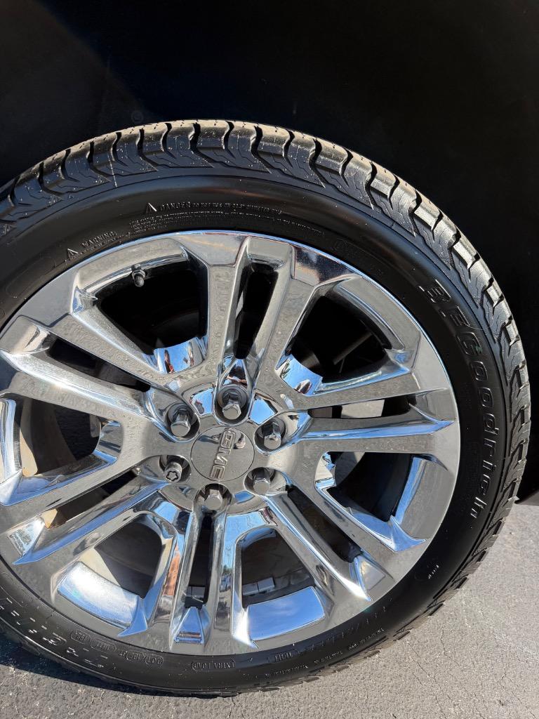 2019 GMC Yukon - $24,998