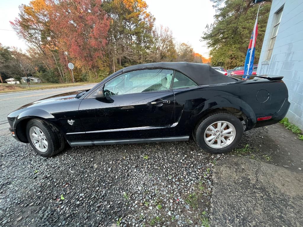 2009 Ford Mustang Base
