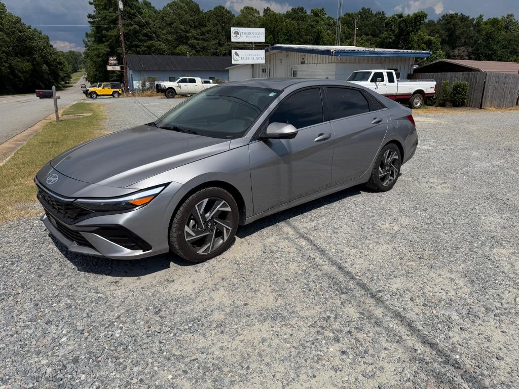 2025 Hyundai Elantra