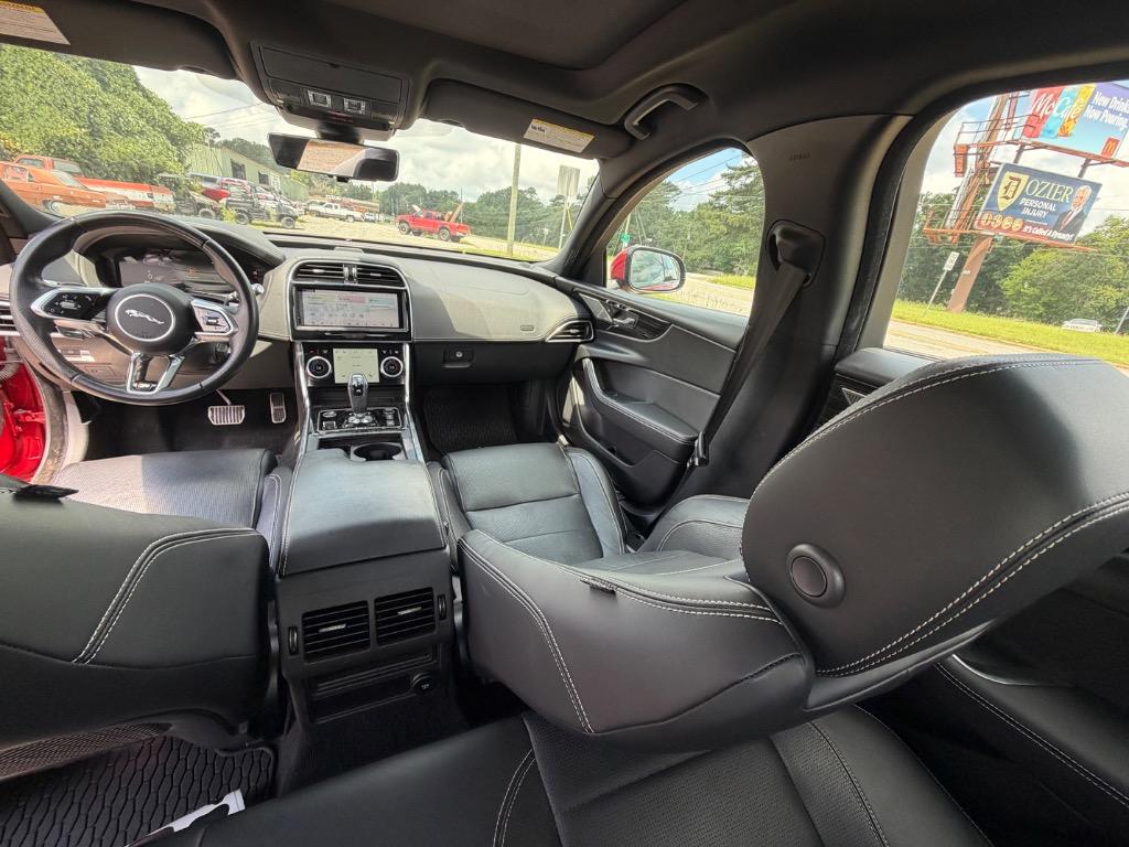 2020 Jaguar XE