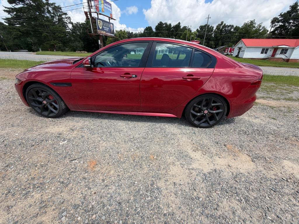 2020 Jaguar XE