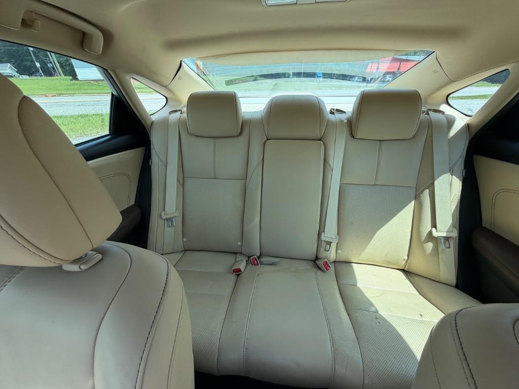 2013 Toyota Avalon