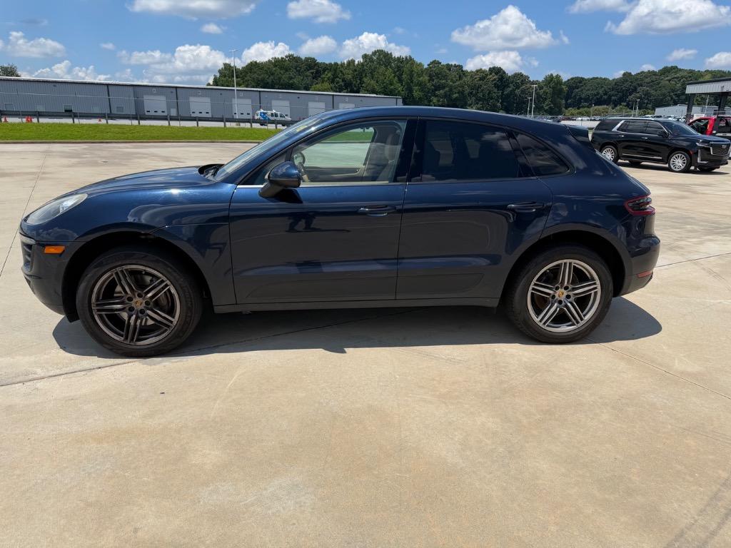 2017 Porsche Macan