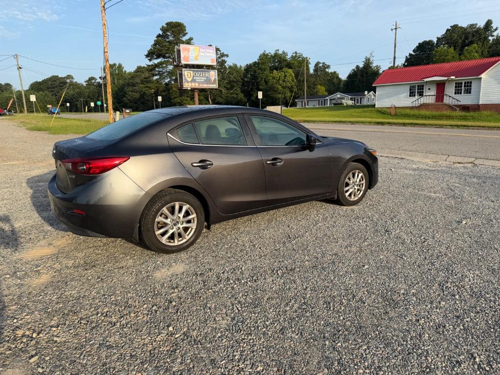 2017 MAZDA MAZDA3