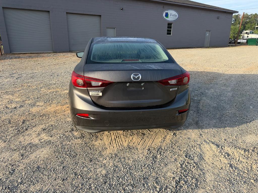 2017 MAZDA MAZDA3