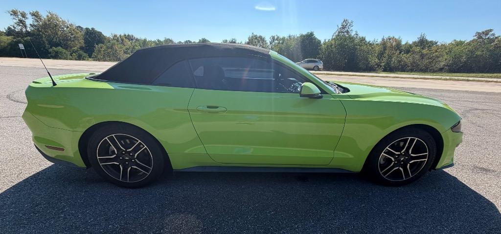2020 Ford Mustang