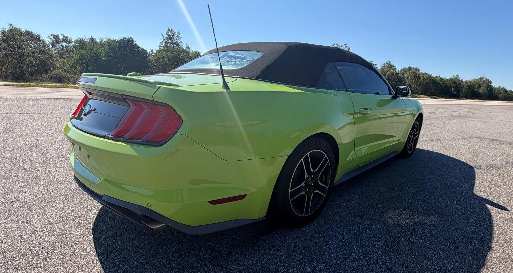 2020 Ford Mustang