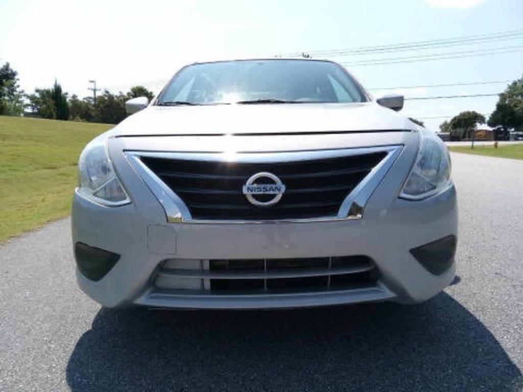 2018 Nissan Versa - $8,411