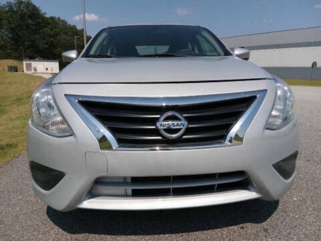 2018 Nissan Versa - $8,411