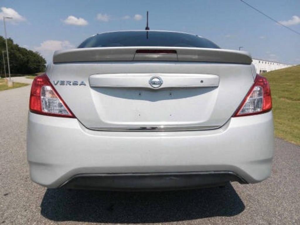 2018 Nissan Versa - $8,411