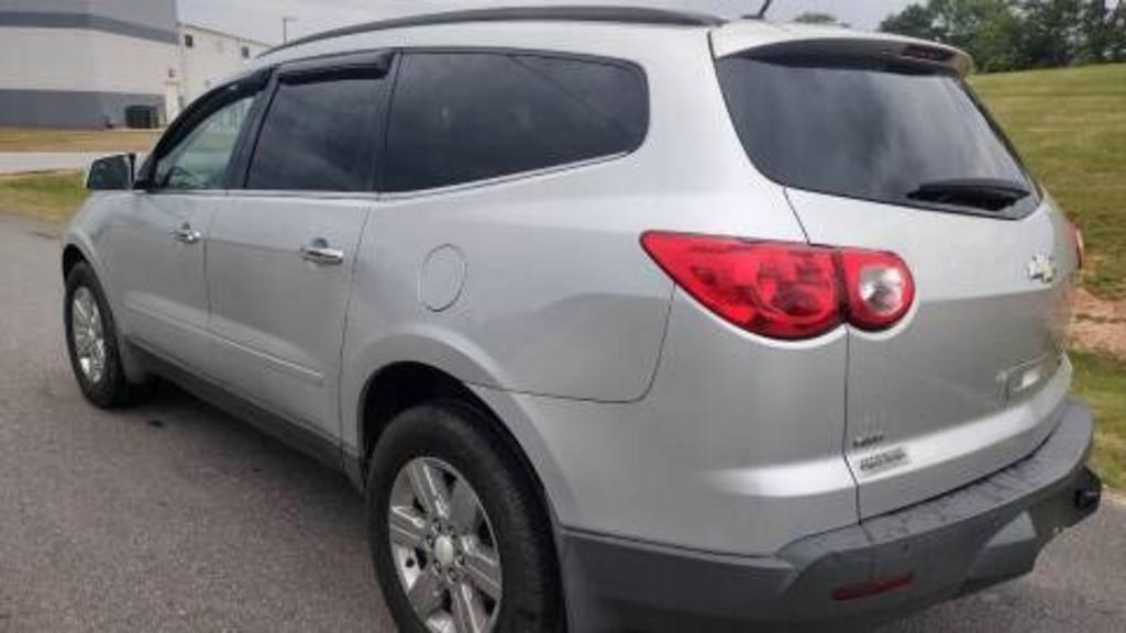 2012 Chevrolet Traverse LT photo