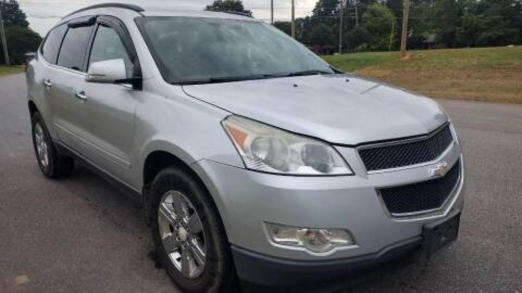 2012 Chevrolet Traverse LT photo