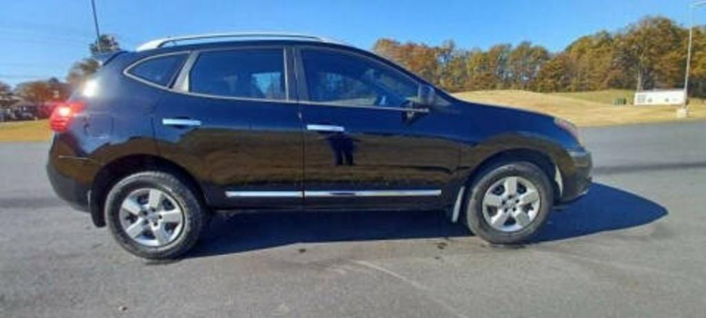 2015 Nissan Rogue - $8,738