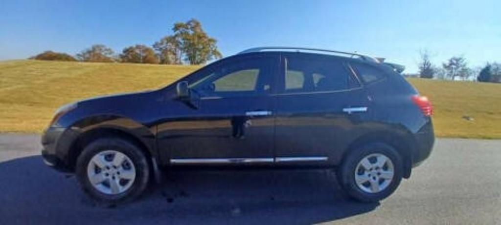 2015 Nissan Rogue - $8,738