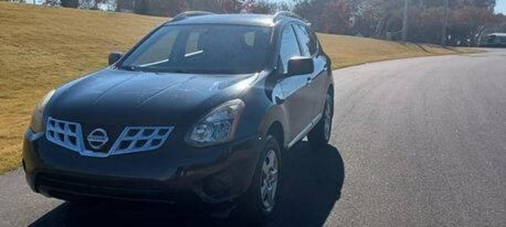 2015 Nissan Rogue - $8,738