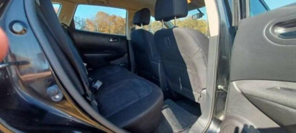 2015 Nissan Rogue - $8,738
