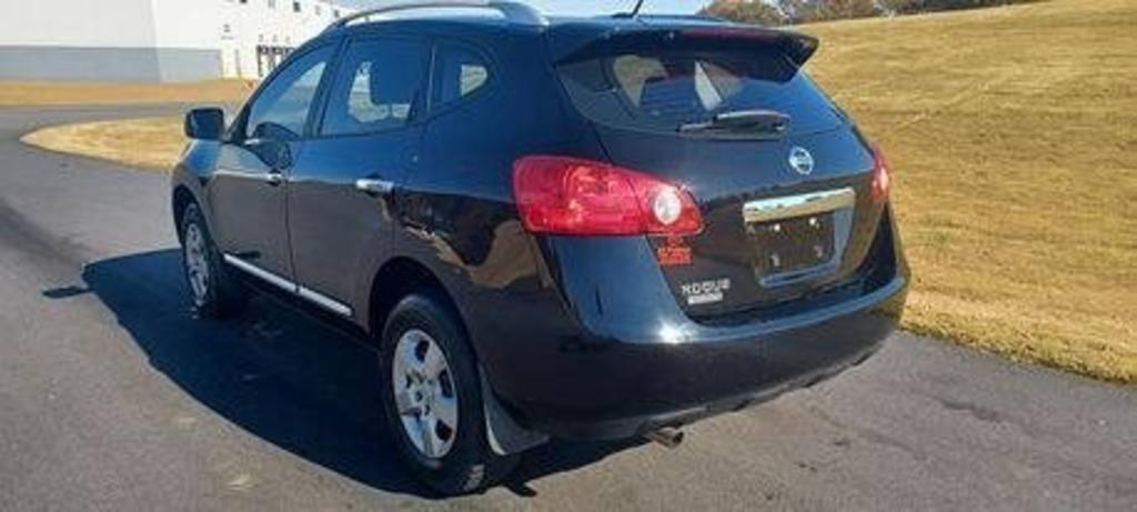 2015 Nissan Rogue - $8,738