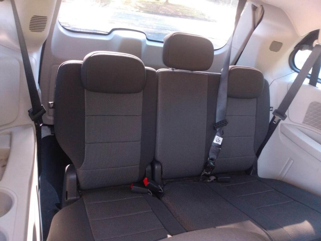 2008 Dodge Grand Caravan SXT photo