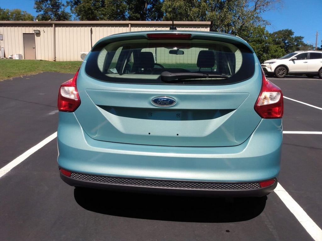 2012 Ford Focus SE photo