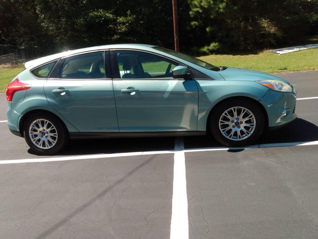 2012 Ford Focus SE photo