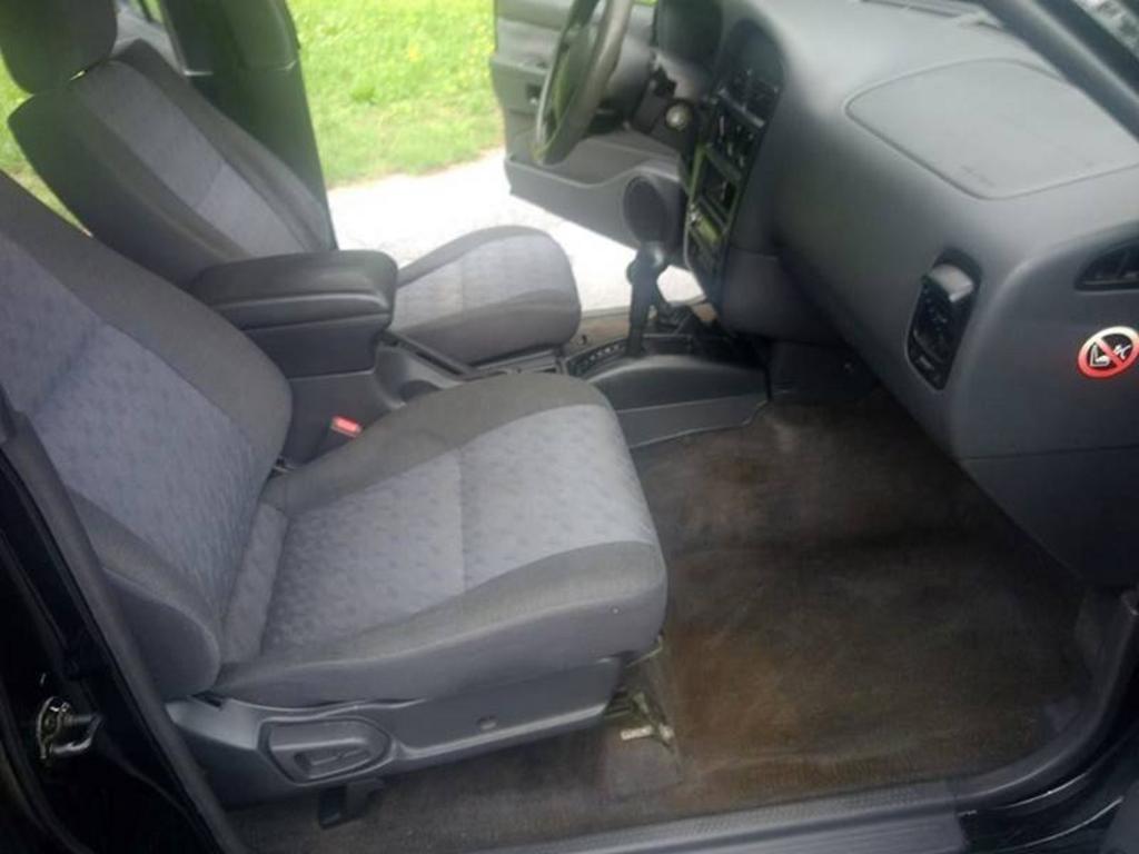 1997 Nissan Pathfinder