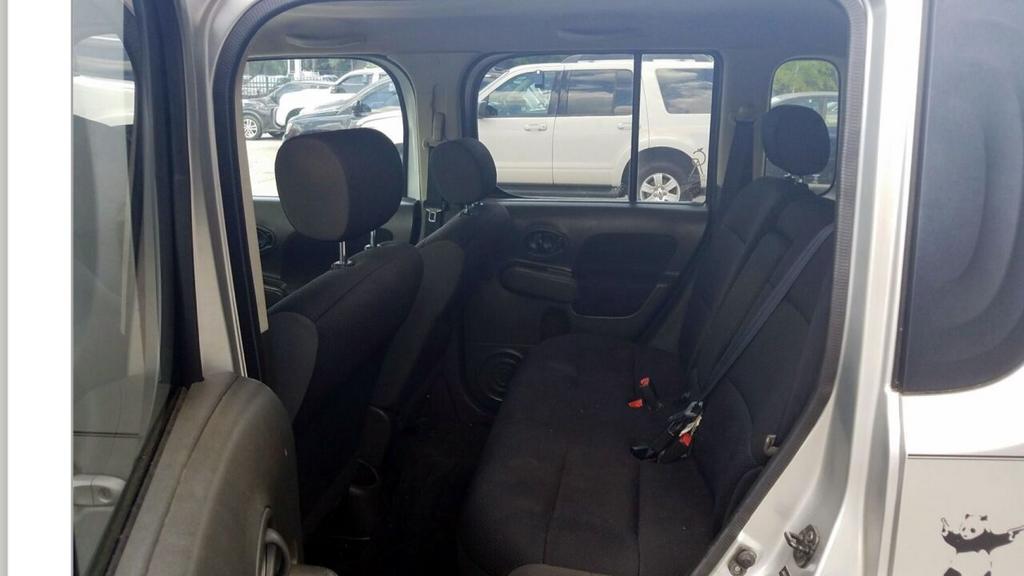 2010 Nissan cube