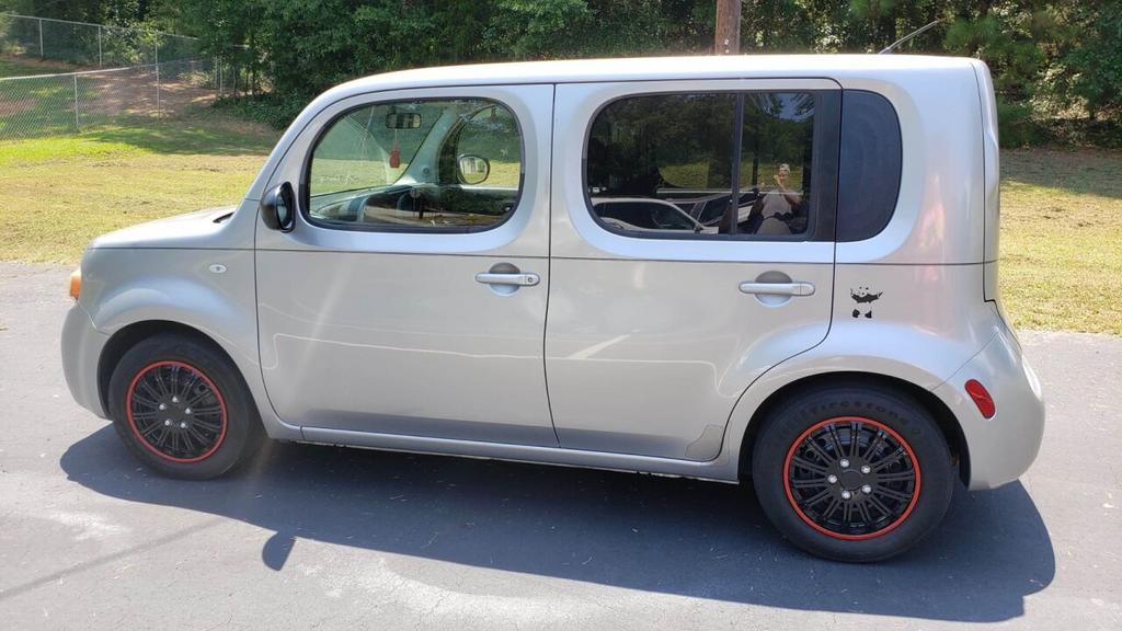2010 Nissan cube